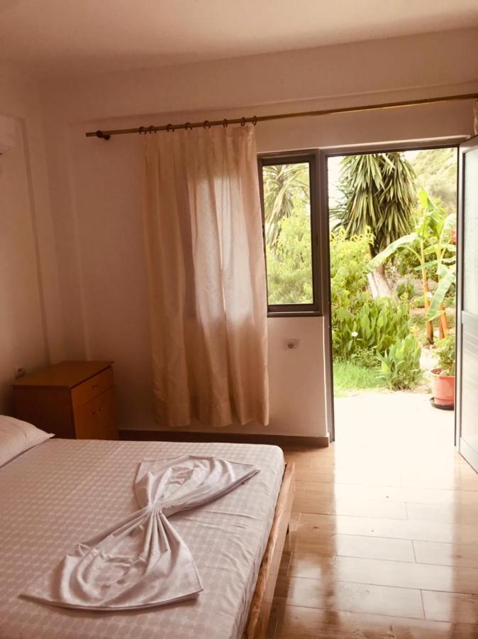 Tropikal Freskia Bunec Sarandë Exterior foto